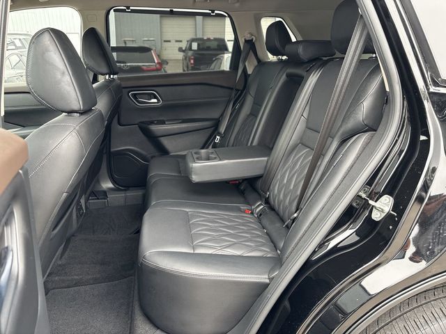 2022 Nissan Rogue AWD Platinum - 22791974 - 16