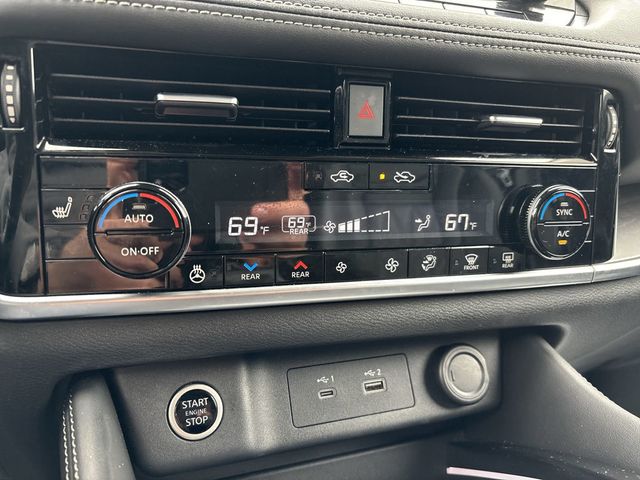 2022 Nissan Rogue AWD Platinum - 22791974 - 24