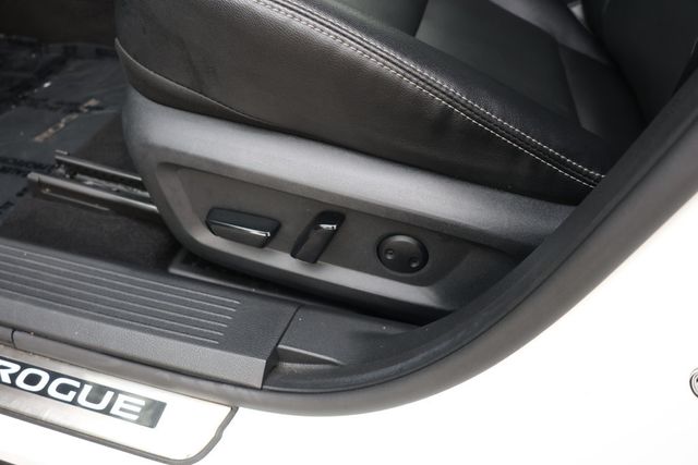 2022 Nissan Rogue AWD SL - 22939836 - 11