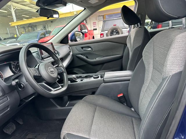 2022 Nissan Rogue AWD SV - 22916315 - 12
