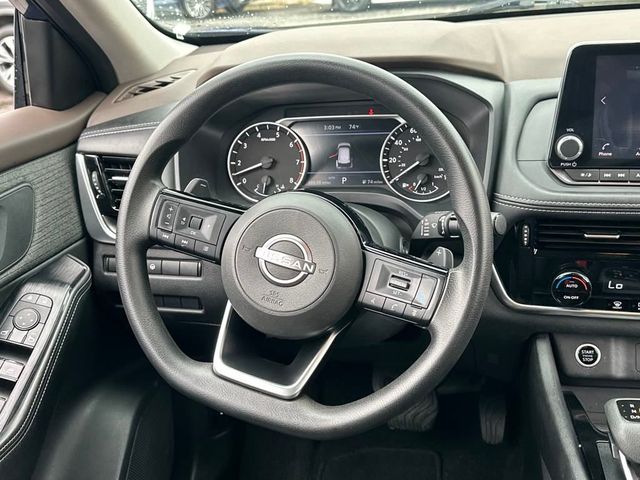 2022 Nissan Rogue AWD SV - 22916315 - 17