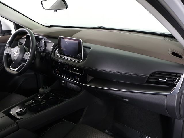 2022 Nissan Rogue AWD SV - 22938915 - 24