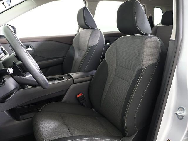 2022 Nissan Rogue AWD SV - 22938915 - 27