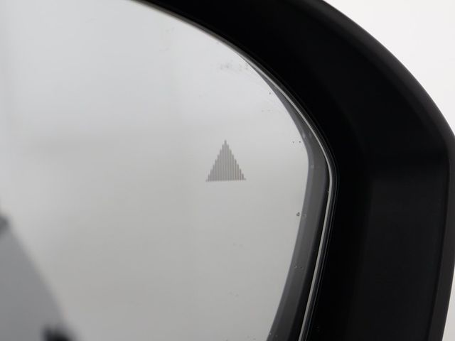 2022 Nissan Rogue AWD SV - 22938915 - 33