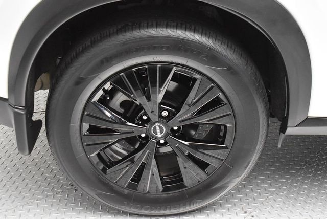 2022 Nissan Rogue AWD SV - 22934896 - 32