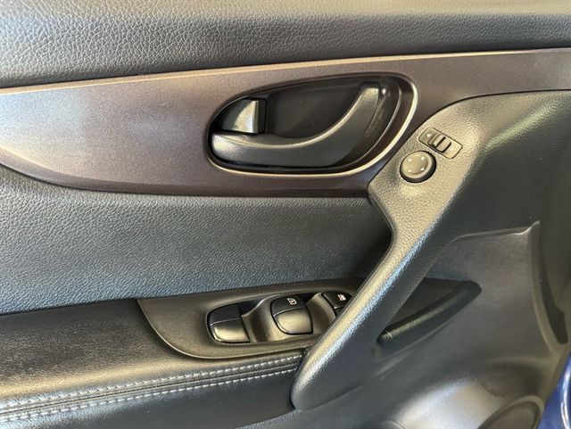 2022 Nissan Rogue Sport AWD S - 22930892 - 11