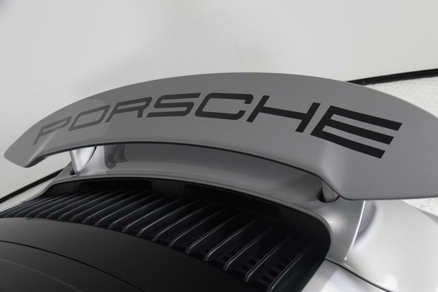2022 Porsche 911  - 22326122 - 24