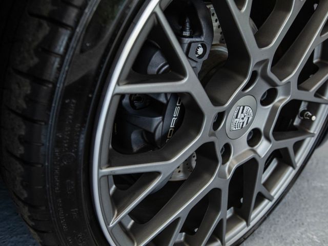 2022 Porsche 911 Carrera 4 Coupe - 22913247 - 11