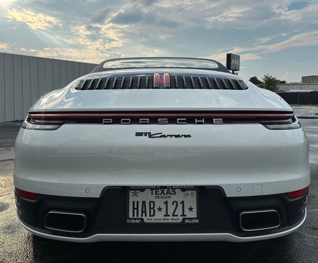 2022 Porsche 911 Carrera Cabriolet - 22469652 - 9