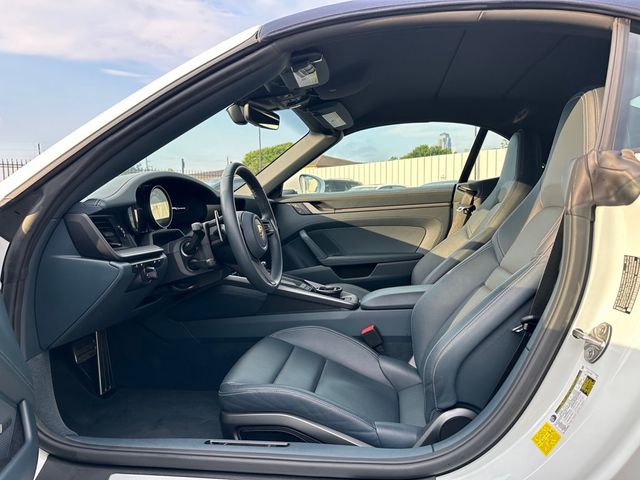 2022 Porsche 911 Carrera Cabriolet - 22469652 - 12