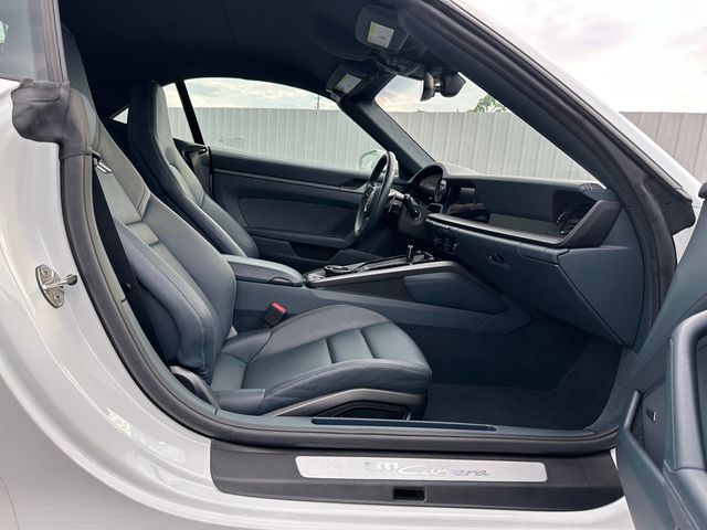 2022 Porsche 911 Carrera Cabriolet - 22469652 - 15