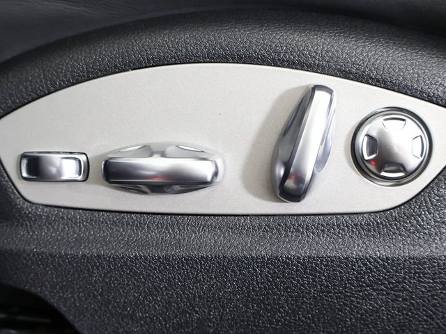 2022 Porsche Macan AWD - 22872707 - 36
