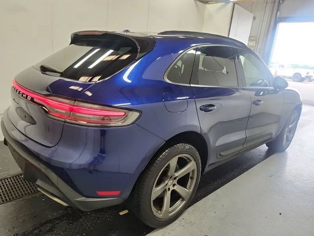 2022 Porsche Macan AWD - 22872707 - 3