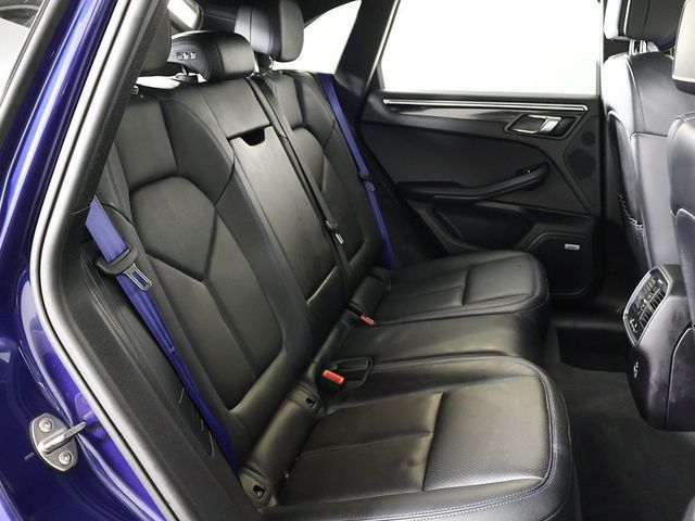 2022 Porsche Macan AWD - 22872707 - 39