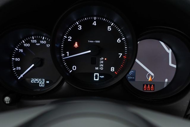 2022 Porsche Macan AWD - 22937479 - 18