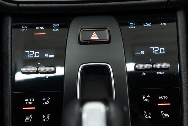 2022 Porsche Macan AWD - 22937479 - 23