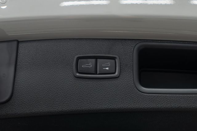 2022 Porsche Macan AWD - 22937479 - 31