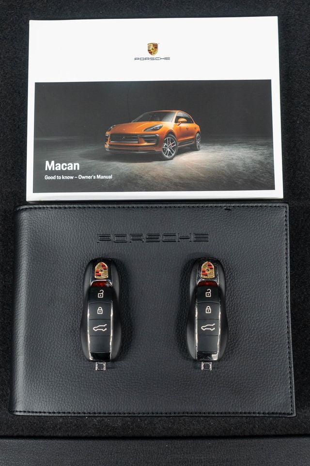 2022 Porsche Macan AWD - 22937479 - 50