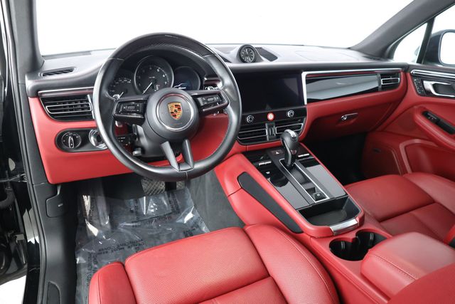 2022 Porsche Macan AWD with Premium Package Plus & 20'' Dark Titanium Wheels - 22926741 - 10