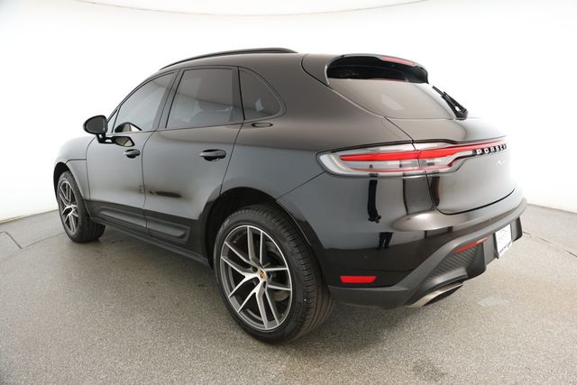 2022 Porsche Macan AWD with Premium Package Plus & 20'' Dark Titanium Wheels - 22926741 - 5