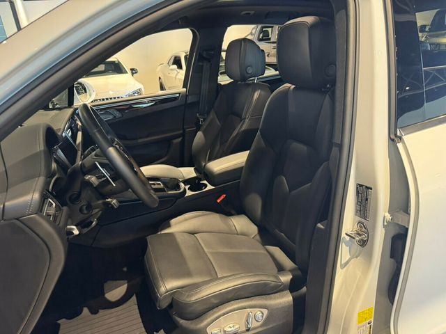 2022 Porsche Macan LocalTrade/S/AWD/PremiumPkgPlus/AirSuspension/360Cam/Htd&CldSts - 22931116 - 10