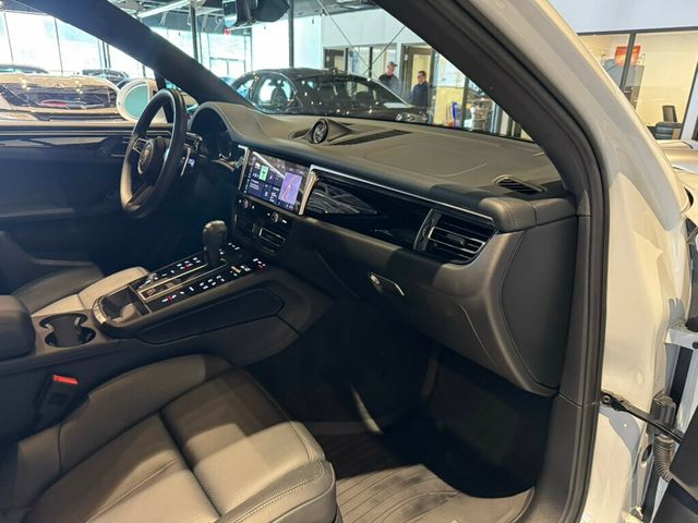 2022 Porsche Macan LocalTrade/S/AWD/PremiumPkgPlus/AirSuspension/360Cam/Htd&CldSts - 22931116 - 28