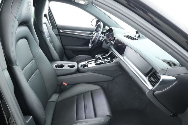 2022 Porsche Panamera 4 Platinum Edition AWD with Rear 2+1 Seats and Surround View - 22920046 - 23