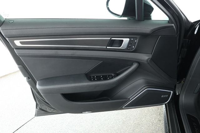 2022 Porsche Panamera 4 Platinum Edition AWD with Rear 2+1 Seats and Surround View - 22920046 - 8