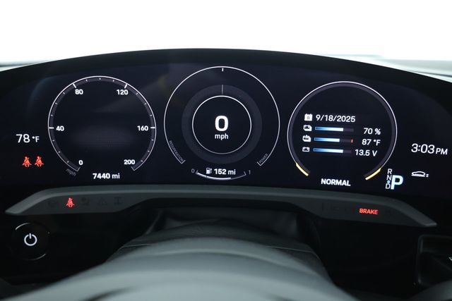 2022 Porsche Taycan 4S AWD w/ PBP, Leather Int., 20'' Wheels & Race Tex Roof Lining - 22918471 - 12