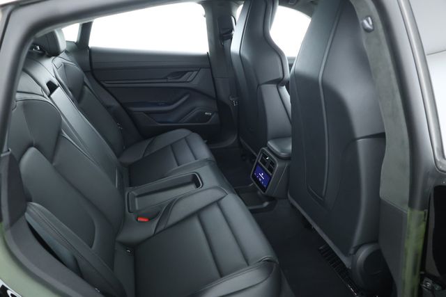 2022 Porsche Taycan 4S AWD w/ PBP, Leather Int., 20'' Wheels & Race Tex Roof Lining - 22918471 - 22