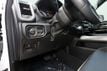 2022 Ram 1500 Laramie 4x4 Crew Cab 5'7" Box - 22909168 - 32