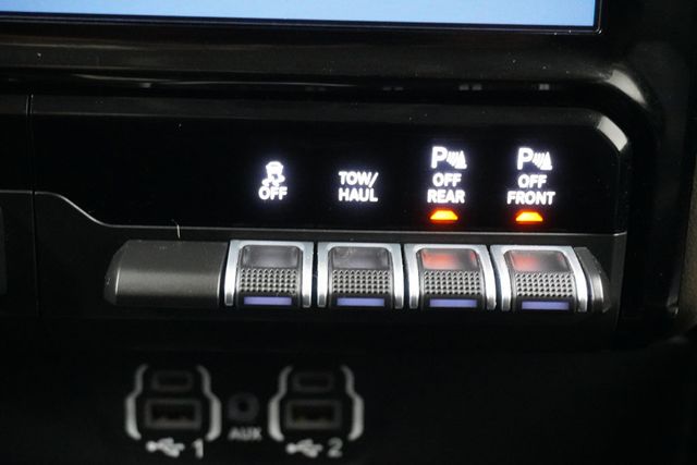 2022 Ram 1500 Laramie 4x4 Crew Cab 5'7" Box - 22909065 - 16