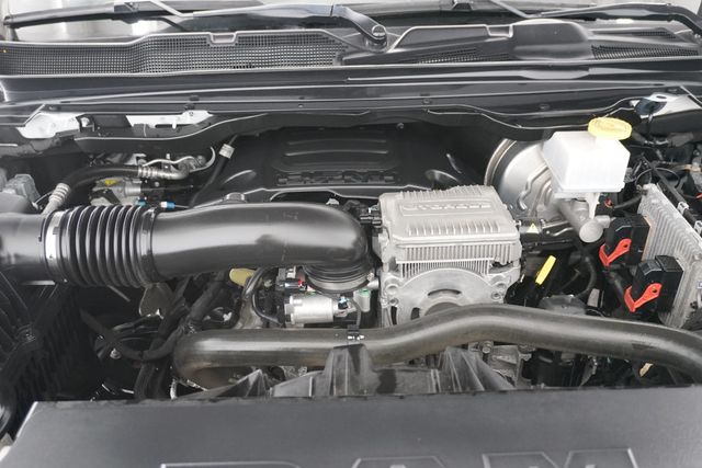 2022 Ram 1500 Laramie 4x4 Crew Cab 5'7" Box - 22909065 - 28