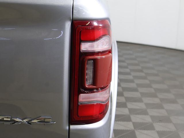 2022 Ram 1500 Laramie 4x4 Crew Cab 5'7" Box - 22881145 - 16