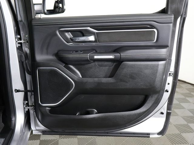 2022 Ram 1500 Laramie 4x4 Crew Cab 5'7" Box - 22881145 - 26