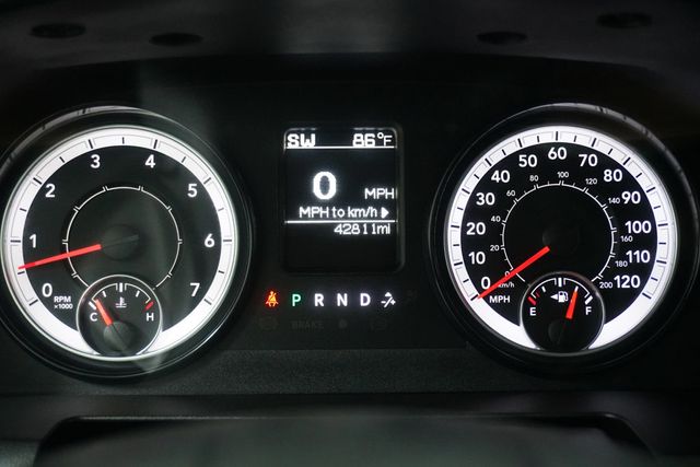 2022 Ram 1500 Classic Tradesman 4x4 Quad Cab 6'4" Box - 22843246 - 14