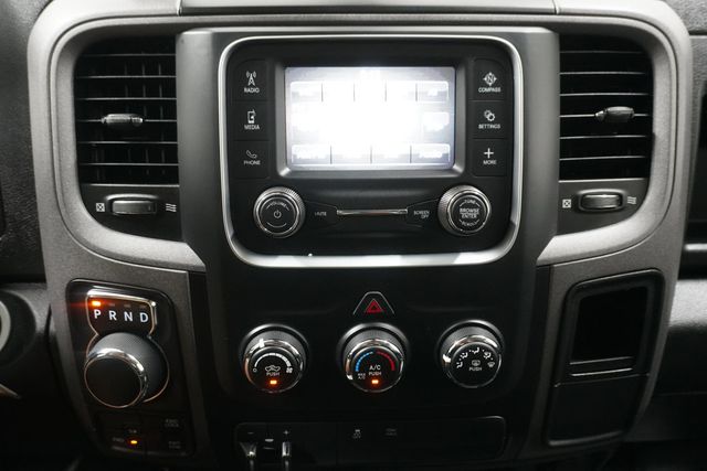 2022 Ram 1500 Classic Tradesman 4x4 Quad Cab 6'4" Box - 22843246 - 16