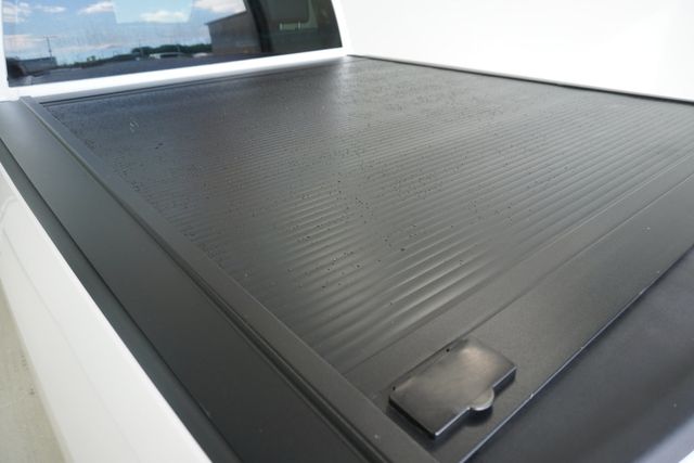 2022 Ram 1500 Classic Tradesman 4x4 Quad Cab 6'4" Box - 22843246 - 7