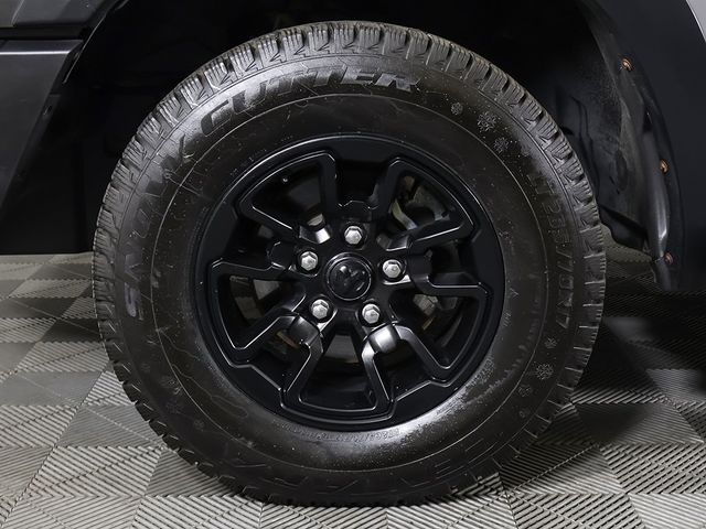 2022 Ram 1500 Classic Warlock 4x4 Crew Cab 5'7" Box - 22924861 - 16