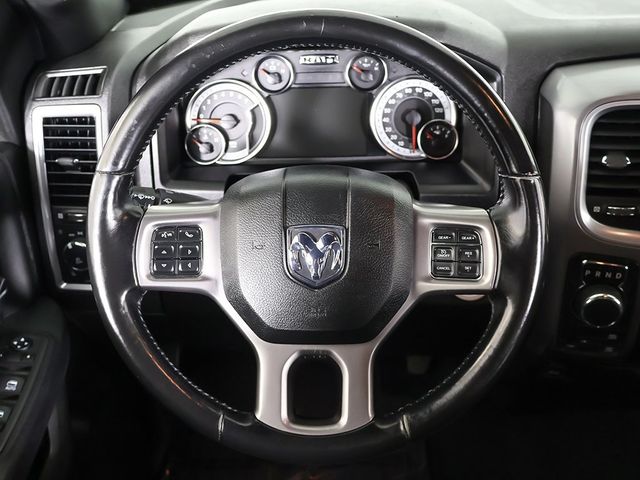 2022 Ram 1500 Classic Warlock 4x4 Crew Cab 5'7" Box - 22924861 - 32