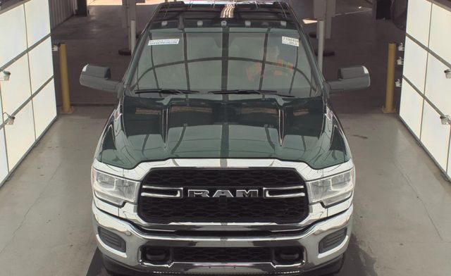 2022 Ram 2500 Tradesman 4x4 Crew Cab 8' Box - 22936015 - 1