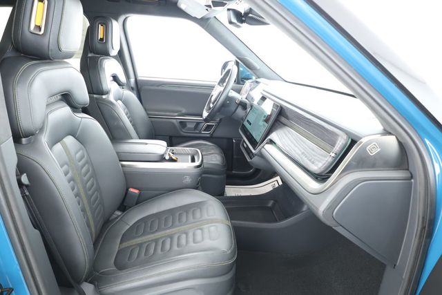 2022 Rivian R1T Adventure Package AWD Quad Motor Drive w/20'' All Terrain Wheels - 22893497 - 24