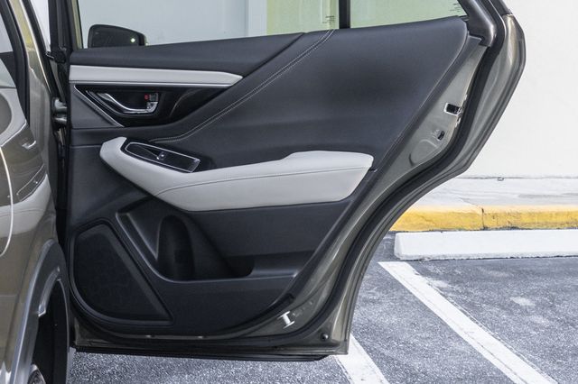 2022 Subaru Outback Limited CVT - 22936899 - 32