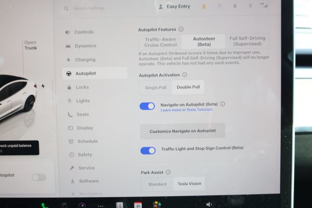 2022 Tesla Model 3 Long Range AWD - 22939981 - 17