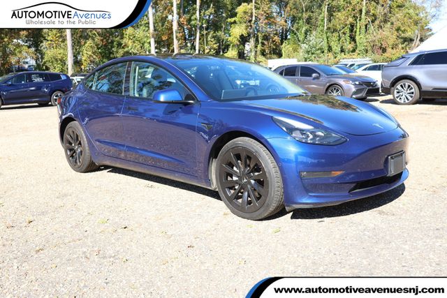 2022 Tesla Model 3 Long Range AWD *Ltd Avail* with Painted 19'' Sport Wheels - 22934637 - 0