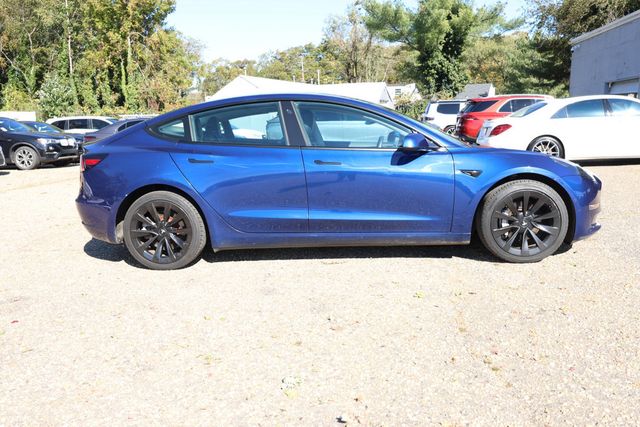 2022 Tesla Model 3 Long Range AWD *Ltd Avail* with Painted 19'' Sport Wheels - 22934637 - 1