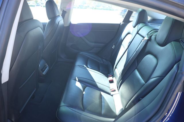 2022 Tesla Model 3 Long Range AWD *Ltd Avail* with Painted 19'' Sport Wheels - 22934637 - 21