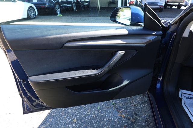 2022 Tesla Model 3 Long Range AWD *Ltd Avail* with Painted 19'' Sport Wheels - 22934637 - 7
