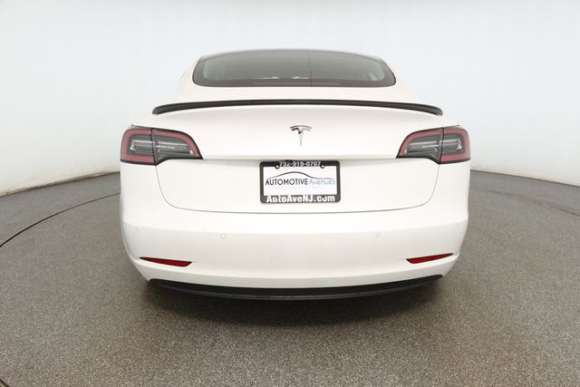 2022 Tesla Model 3 RWD with 19'' Sport Wheels - 22927589 - 4