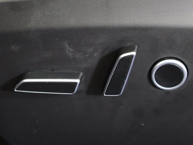 2022 Tesla Model X AWD - 22930654 - 28